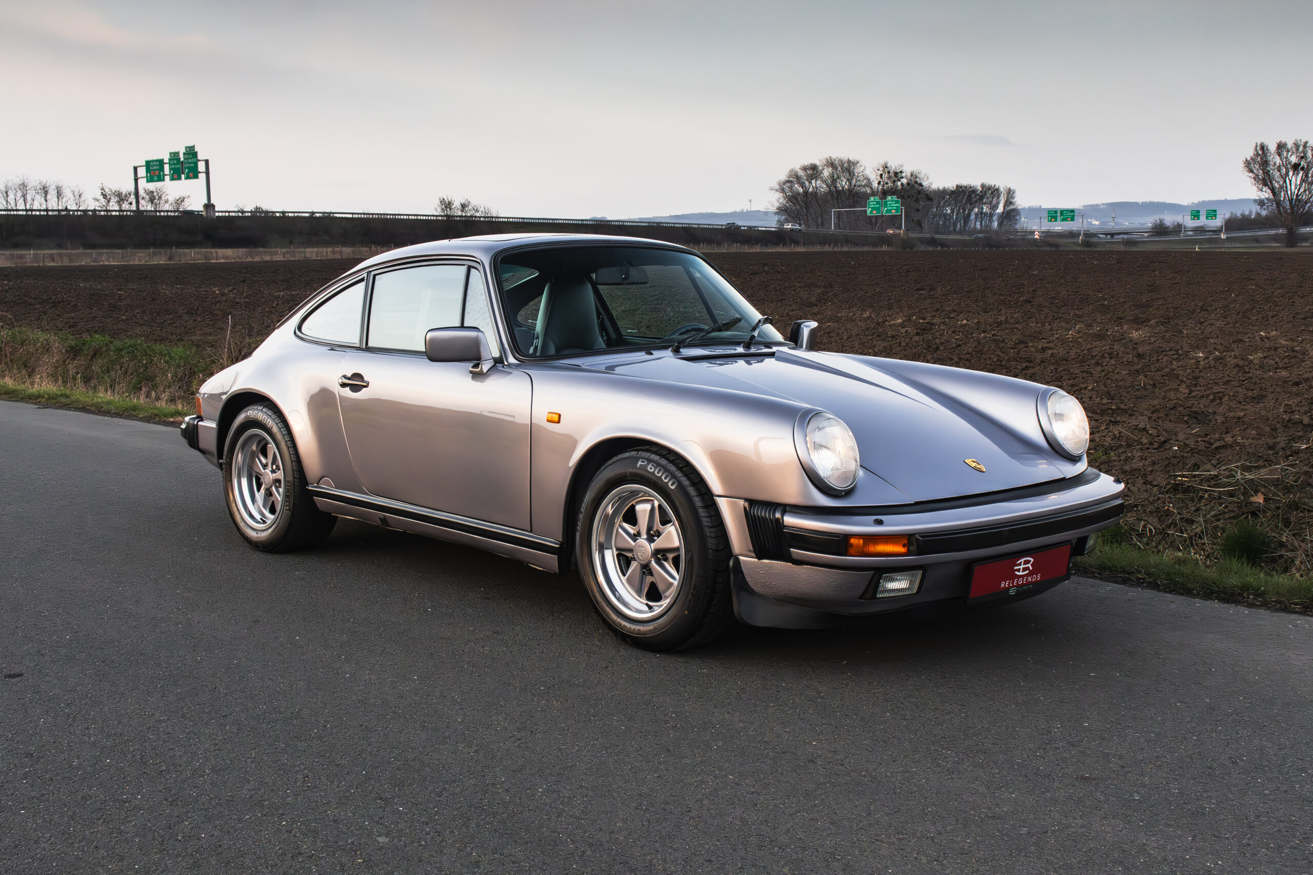Porsche 911 Carrera Jubilee 930